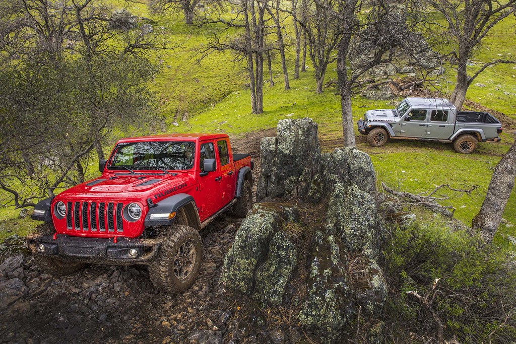 two jeep gladiators on technical terrain